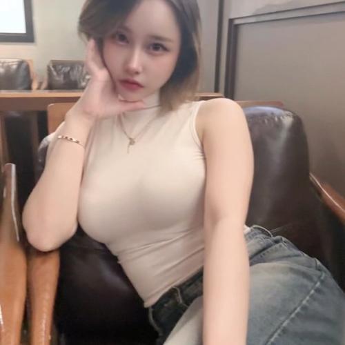 Nami — escort in Seoul