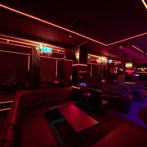 Golden Dolls — Erotik-Location in Berlin