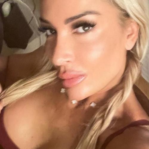 Laura — eskort v Sierre