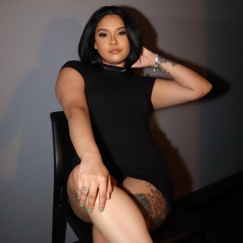 Thaynara — Escort in Düsseldorf
