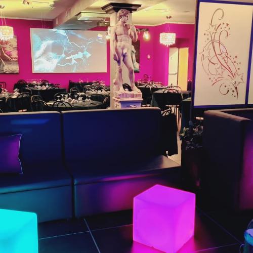 New Luna Club Privè — erotic venue in Rome