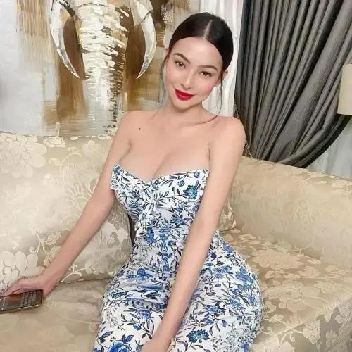 FILIPINAA