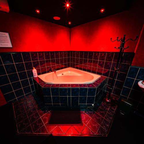 Gentlemen Club Cinderella — erotikus hely itt: Rotterdam, 8. fotó