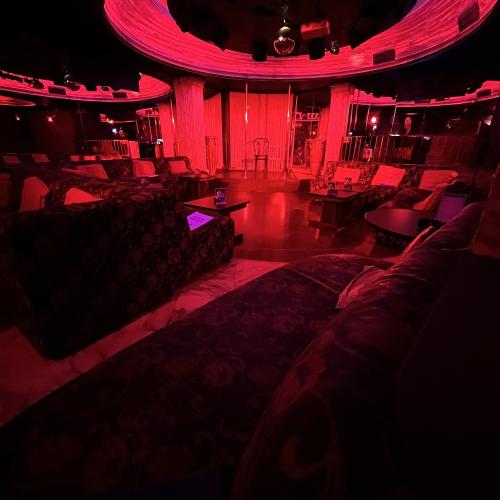 Cica Cica Boom — erotic venue in Rome