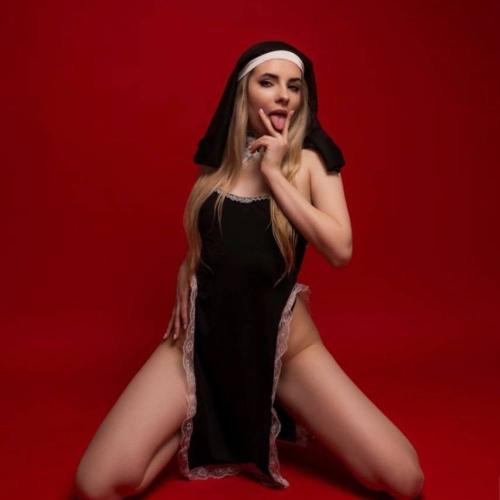 Elena — Escort in Berlin