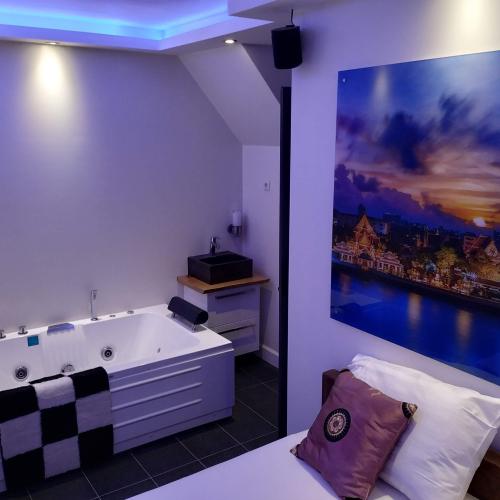 Katy Thai Massage — erotický podnik v Haag, foto 3