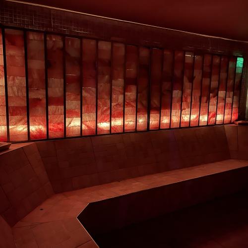 Nexus Naturist Club — مكان إيروتيكي في فرونا