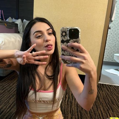 Amilly Amour — 샌프란시스코 에스코트