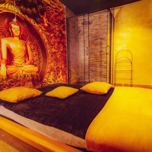 Tantra Usuaya — erotic venue in Madrid