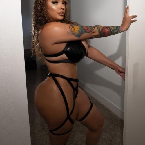 Jewelz — Escort in Modesto