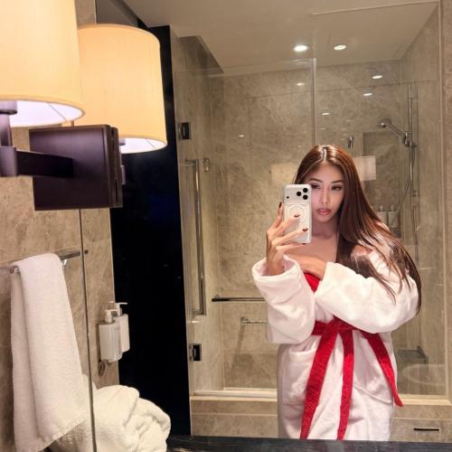 Angela Smith — escort in Macau