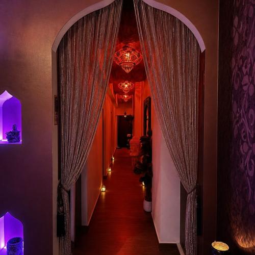 Shira Lounge Tantric — 이비사 성인 업소