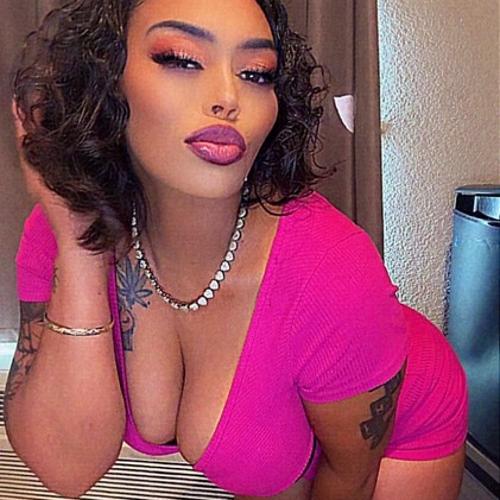 Kayce The Head Doc — escort in North Bay