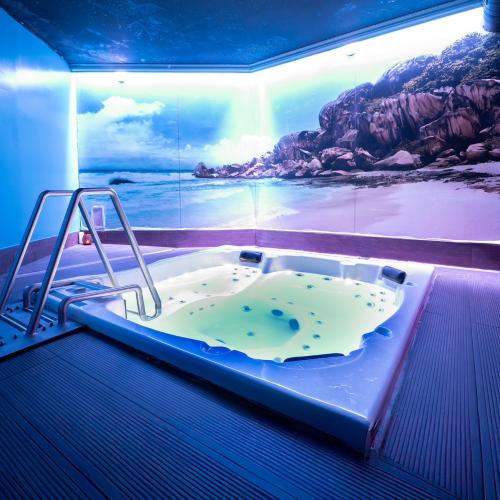 Delight U — erotic venue in Lisbon
