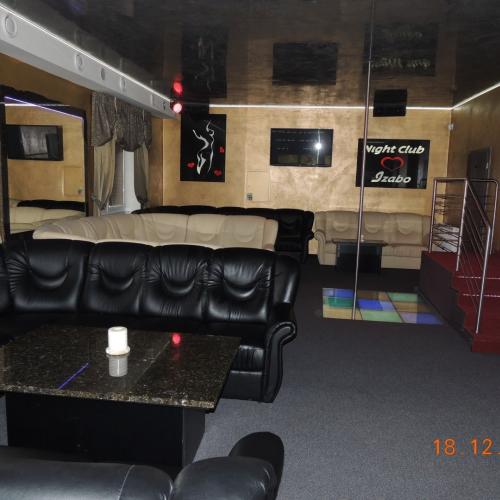 Night Club Izabo — erotický podnik v meste České Budějovice