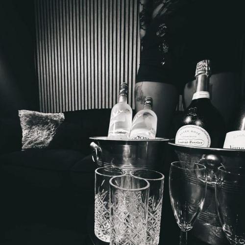 The Honeypot Club — erotic venue in Maidenhead