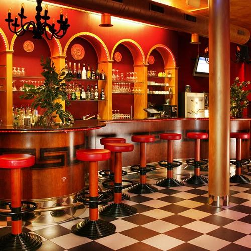 Club Palace — Root şehrinde erotik mekan