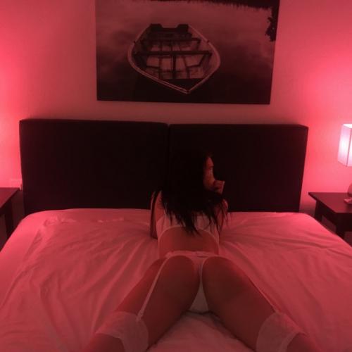 Sophia Gohard — escort in München
