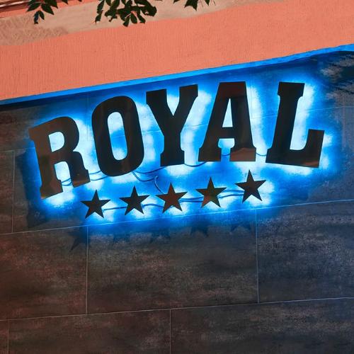 Royal Cabaret — erotic venue in Alicante