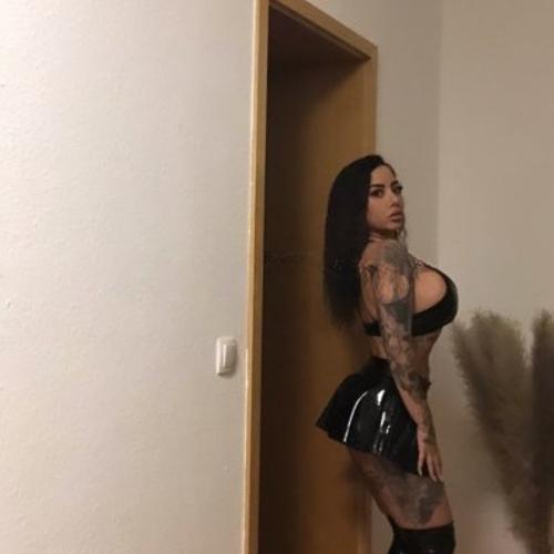 Kira Ink — escort a Kassel, foto 11