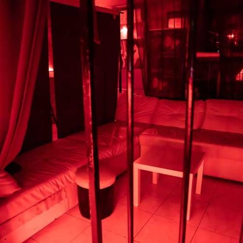 Edén Parejas — erotic venue in Madrid