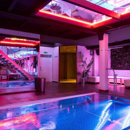 Sauna Club — erotic venue in Prague
