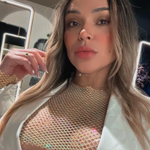 Monique — مرافقة في لشبونة