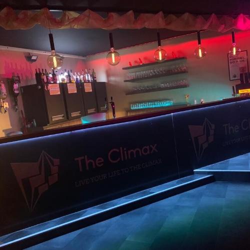 The Climax — erotický podnik v Balen