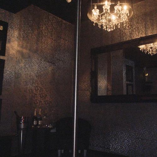 Noir Gentlemen's Club — erotic venue in Reading, photo 11