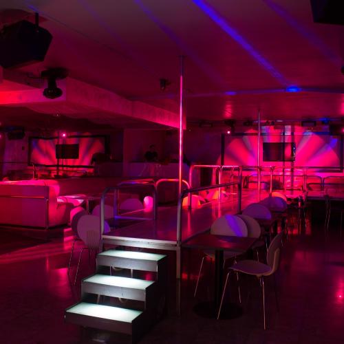 Disco Eu Lap Dance — Oderzo 성인 업소