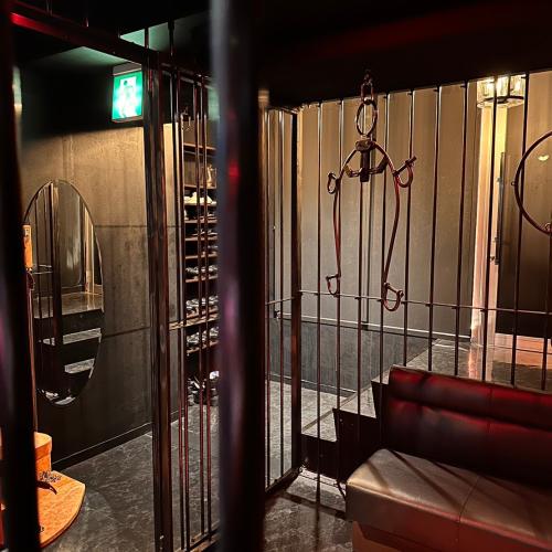 Sm Bar Mirage Tokyo — erotic venue in Tokyo, photo 6