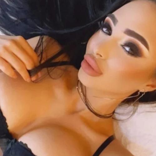 Roxana — 부쿠레슈티 에스코트