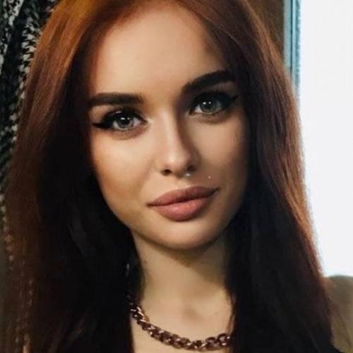 Nelya — eskorte i Kyiv