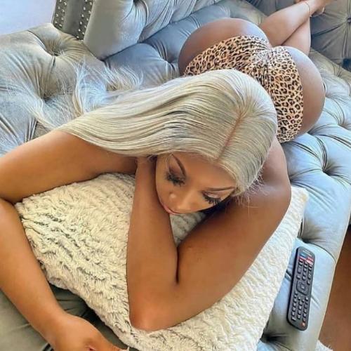 Susy — escort in Kuwait City