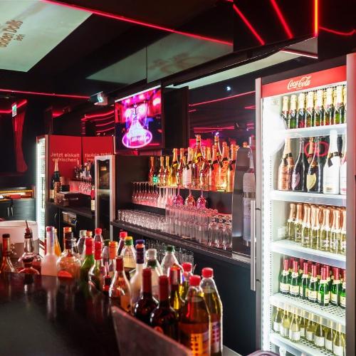 Golden Dolls — Erotik-Location in Berlin