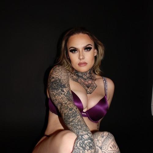 Snowca — escort in Denver