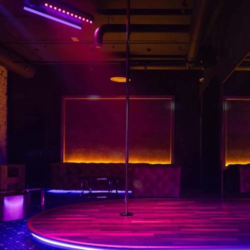 Goldentime Gentlemen Club — Erotik-Location in Tallinn
