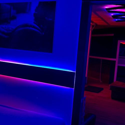 Complexe Luxuria — مكان إيروتيكي في مونتريال