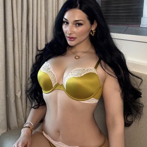 Demetria Jade — eskorta w Orange County