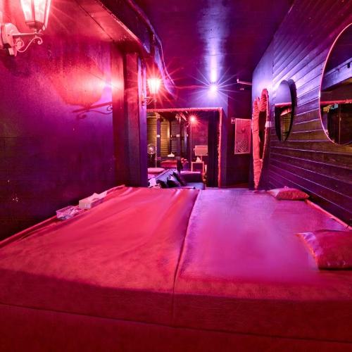 Club Paradiso — erotisk utested i Lucerne, bilde 8
