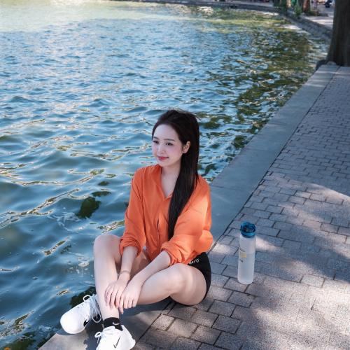 Felicia — escort en Jakarta