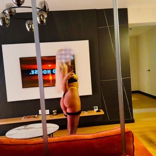 Isabela — Escort in Marbella