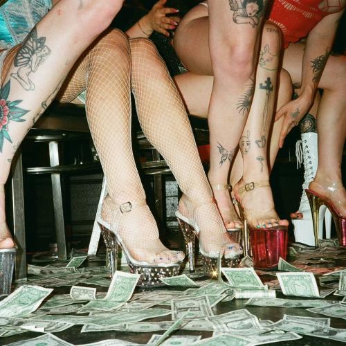 Lucky Devil Lounge — erotický podnik v Portland