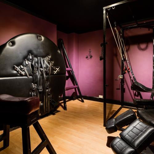 Townhouse — erotic venue in Birkenhead