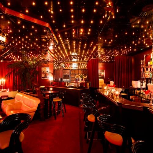 Beverly Bar & Nightclub — erotický podnik v Brémy