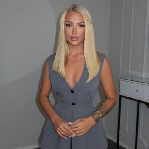 Dolly — Escort in Tokio