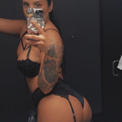 Lucia Lacey — escort in Portland