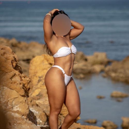 Fernanda Souza — مرافقة في ألبوفيرا