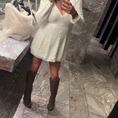 Nellyhays — escort in Minneapolis