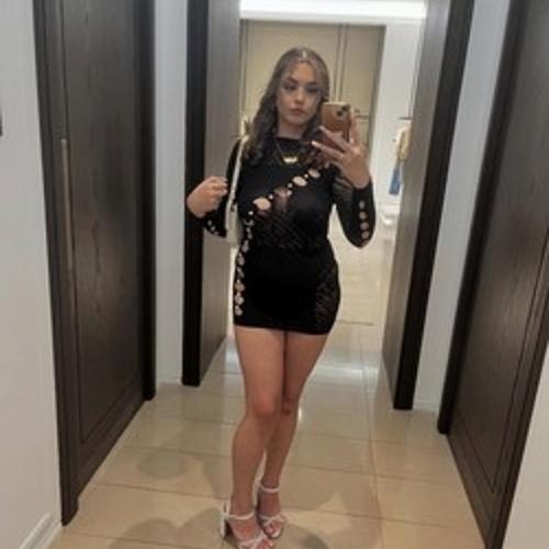 Ariellovee — eskort v Stockton